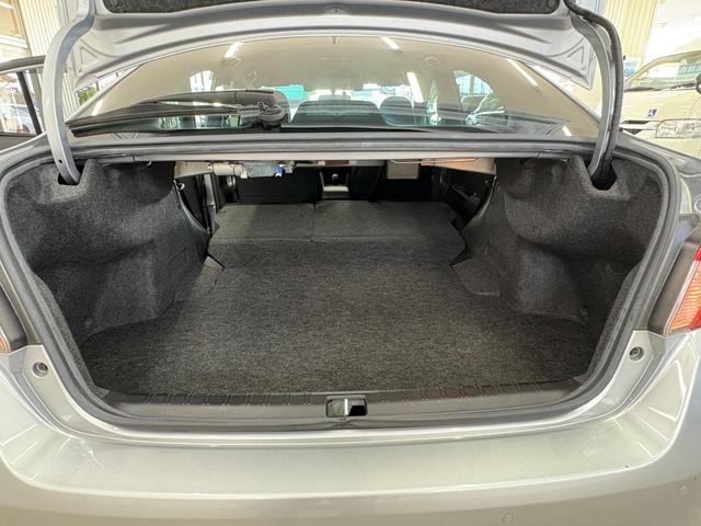 WRX S4 2.0GTアイサイト/大阪仕入/後期型/デカナビ8インチナビ /コーナーセンサー/ブルートゥース/ETC/禁煙車/バックカメラ/12セグ/ドラレコ/LEDライト/電動シート/ACC/記録簿・取説有/CD・DVD/オートライト・ハイビーム/ブレーキホールド(31枚目)