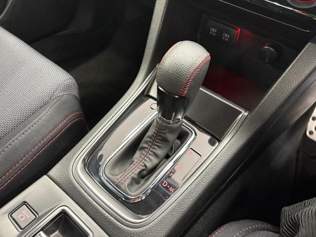 WRX S4 2.0GTアイサイト/大阪仕入/後期型/デカナビ8インチナビ /コーナーセンサー/ブルートゥース/ETC/禁煙車/バックカメラ/12セグ/ドラレコ/LEDライト/電動シート/ACC/記録簿・取説有/CD・DVD/オートライト・ハイビーム/ブレーキホールド(39枚目)
