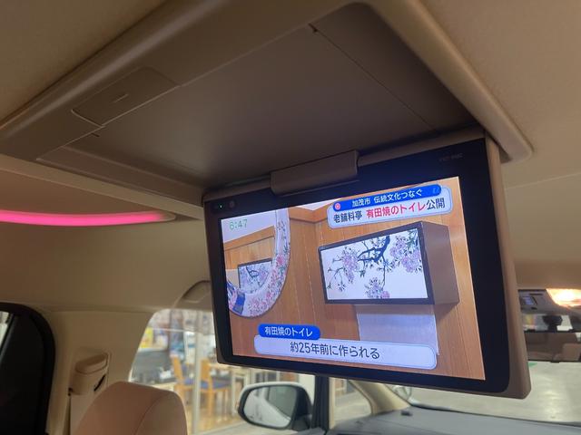 ヴェルファイアハイブリッド X 4WD/ハイブリッド/群馬仕入/禁煙車/純正10型ナビ/ フリップダウンモニター/レーダークルコン/コーナーセンサー/ブレーキホールド/ETC2.0/Bカメラ/ドラレコ/ブルートゥース/フルセグ/DVD/両側電動スライドドア/LEDライト/フォグランプ(19枚目)