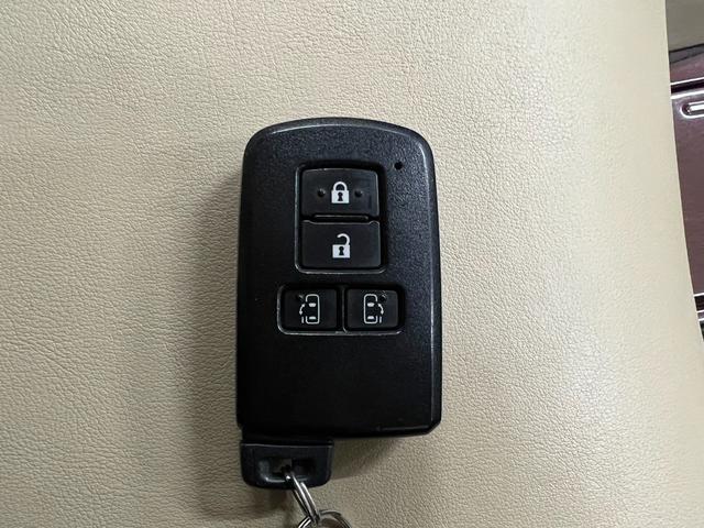 ヴェルファイアハイブリッド X 4WD/ハイブリッド/群馬仕入/禁煙車/純正10型ナビ/ フリップダウンモニター/レーダークルコン/コーナーセンサー/ブレーキホールド/ETC2.0/Bカメラ/ドラレコ/ブルートゥース/フルセグ/DVD/両側電動スライドドア/LEDライト/フォグランプ(45枚目)