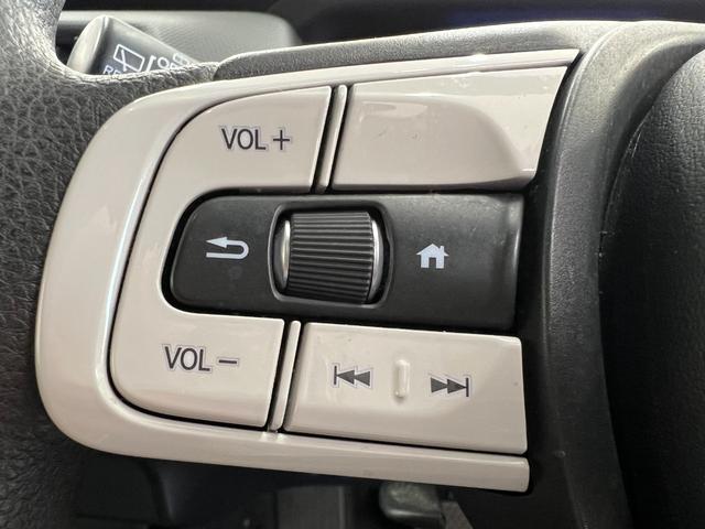 フィット e:HEVベーシック 禁煙車/岡山県仕入/衝突軽減ブレーキ ブレーキホールド/車線逸脱/コーナーセンサー/純正7型ナビ/CD/ブルートゥース/USB/ETC/バックカメラ/オートライト/LEDヘッドライト/レーダークルーズ/取説/保証書/スペアキー有(34枚目)