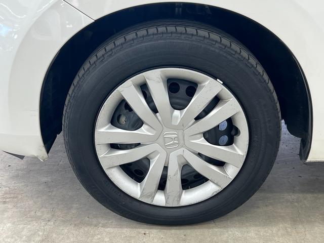 フィット e:HEVベーシック 禁煙車/岡山県仕入/衝突軽減ブレーキ ブレーキホールド/車線逸脱/コーナーセンサー/純正7型ナビ/CD/ブルートゥース/USB/ETC/バックカメラ/オートライト/LEDヘッドライト/レーダークルーズ/取説/保証書/スペアキー有(56枚目)