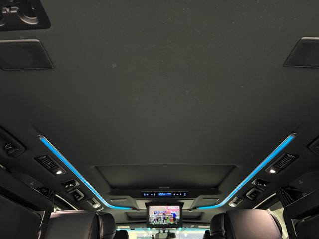 ヴェルファイアハイブリッド エグゼクティブラウンジ 4WD/ハイブリッド/名古屋仕入/ 1オーナー/ムーンルーフ/JBLサウンド/純正8型ナビ/フリップダウンモニター/全方位カメラ/100V電源/ブルートゥース/フルセグ/電動レザーシート/シート&ステアリングヒーター/Pバックドア(41枚目)