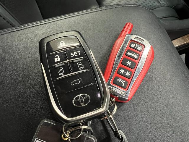 ヴェルファイアハイブリッド エグゼクティブラウンジ 4WD/ハイブリッド/名古屋仕入/ 1オーナー/ムーンルーフ/JBLサウンド/純正8型ナビ/フリップダウンモニター/全方位カメラ/100V電源/ブルートゥース/フルセグ/電動レザーシート/シート&ステアリングヒーター/Pバックドア(50枚目)