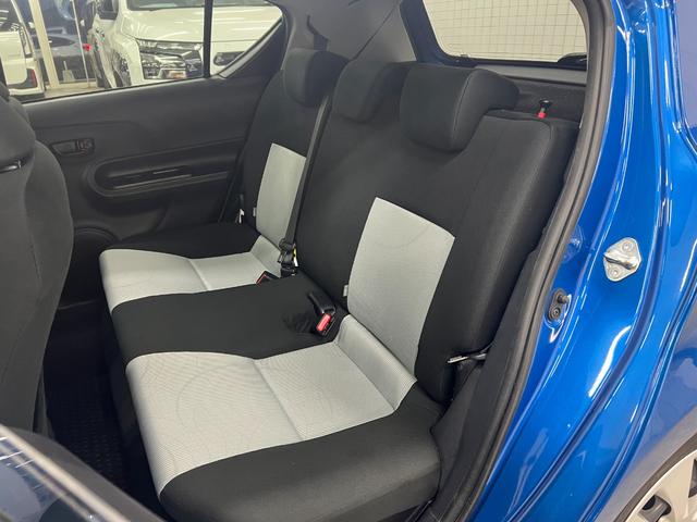 アクア S/神奈川県仕入/夏タイヤ2022年製/ 純正ナビ/フルセグ/ブルートゥース/CD/DVD/バックカメラ/ETC/オートエアコン/プッシュスタート/スマートキー/HIDオートライト/フォグ/フロントコーナーセンサー/トノカバー/禁煙車(25枚目)