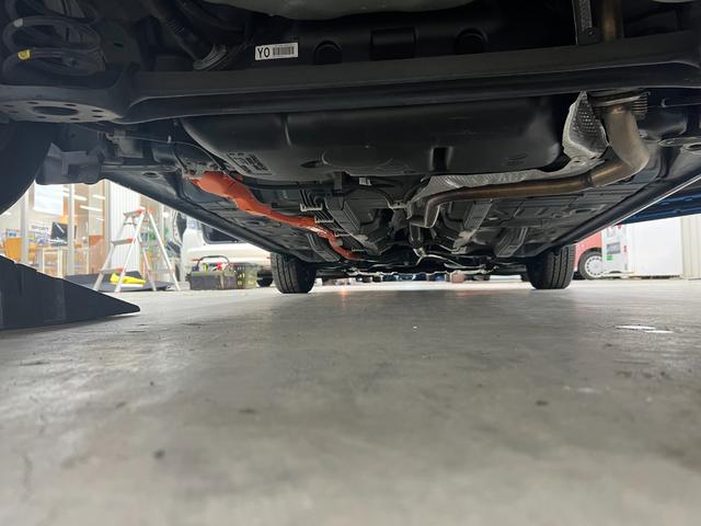 アクア S/神奈川県仕入/夏タイヤ2022年製/ 純正ナビ/フルセグ/ブルートゥース/CD/DVD/バックカメラ/ETC/オートエアコン/プッシュスタート/スマートキー/HIDオートライト/フォグ/フロントコーナーセンサー/トノカバー/禁煙車(55枚目)