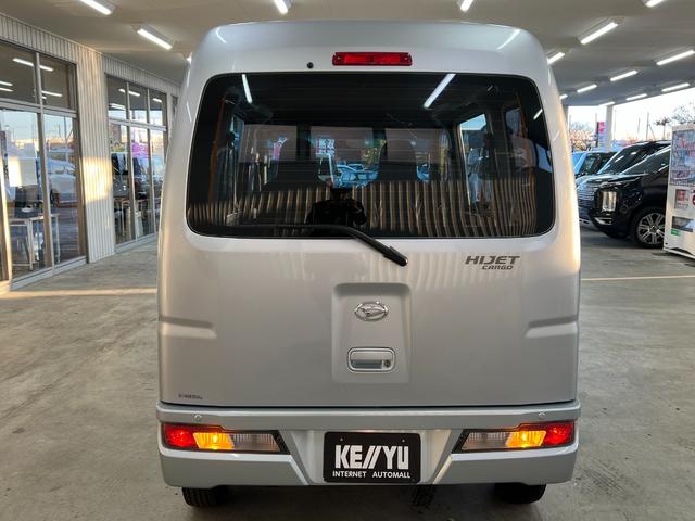 ハイゼットカーゴ スペシャルSAIII 4WD/買取直販車/ハイルーフ/禁煙車 /2023年製冬タイヤ付き/衝突軽減ブレーキ/横滑り防止/LEDヘッドライト/オートライト&ハイビーム/アイドリングストップ/取説&保証書&スペアキー(25枚目)