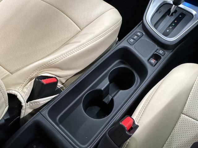 ヤリスクロス ハイブリッドZ/鹿児島仕入れ/禁煙車/モデリスタフルエアロ/ レーダークルコン/衝突軽減&車線逸脱警告/純正ディスプレイオーディオ/ブルートゥース/フルセグ/ETC/Bカメラ/シートヒーター/ステアヒーター/電動シート/レザー調シートカバー/コーナーセンサー(44枚目)