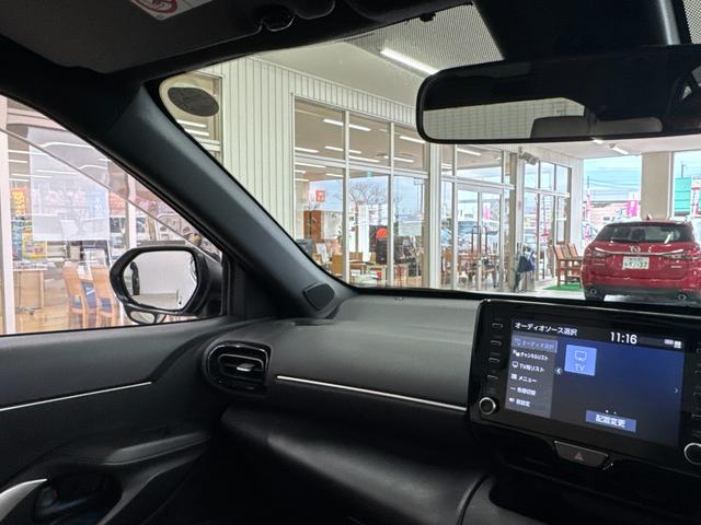 ヤリスクロス ハイブリッドZ/鹿児島仕入れ/禁煙車/モデリスタフルエアロ/ レーダークルコン/衝突軽減&車線逸脱警告/純正ディスプレイオーディオ/ブルートゥース/フルセグ/ETC/Bカメラ/シートヒーター/ステアヒーター/電動シート/レザー調シートカバー/コーナーセンサー(45枚目)