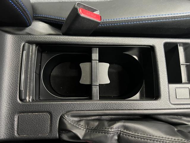 ご納車前のボディガラスコーティングやポリマーコーティングも専門の業者によるクオリティの高いコーティングを低価格にてご提供しております♪下廻りの防錆塗装【鎧】も施行可能ですのでご相談下さい♪