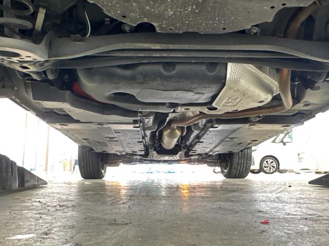 ヤリスクロス ハイブリッドＺ／千葉県仕入／寒冷地仕様／　９インチナビ／ＢＴ／ＵＳＢ／前後ドラレコ／パノラマビューモニター／ＥＴＣ２．０／バックカメラ／電動ハーフレザーシート／シートヒーター／レーダークルーズ／コーナーセンサー／ワイパーデアイサー／禁煙車（6枚目）