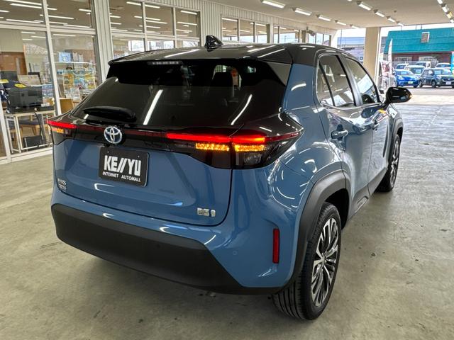 ヤリスクロス ハイブリッドＺ／千葉県仕入／寒冷地仕様／　９インチナビ／ＢＴ／ＵＳＢ／前後ドラレコ／パノラマビューモニター／ＥＴＣ２．０／バックカメラ／電動ハーフレザーシート／シートヒーター／レーダークルーズ／コーナーセンサー／ワイパーデアイサー／禁煙車（17枚目）