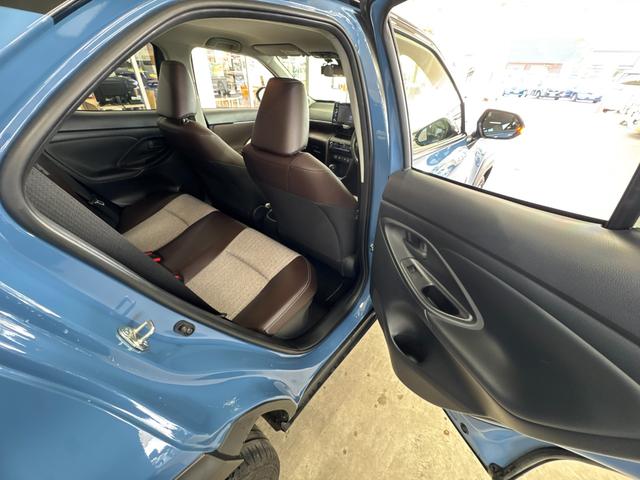 ヤリスクロス ハイブリッドＺ／千葉県仕入／寒冷地仕様／　９インチナビ／ＢＴ／ＵＳＢ／前後ドラレコ／パノラマビューモニター／ＥＴＣ２．０／バックカメラ／電動ハーフレザーシート／シートヒーター／レーダークルーズ／コーナーセンサー／ワイパーデアイサー／禁煙車（24枚目）