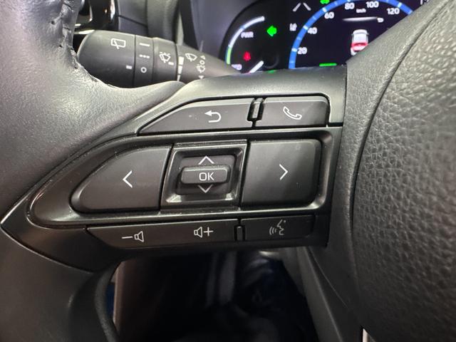 ヤリスクロス ハイブリッドＺ／千葉県仕入／寒冷地仕様／　９インチナビ／ＢＴ／ＵＳＢ／前後ドラレコ／パノラマビューモニター／ＥＴＣ２．０／バックカメラ／電動ハーフレザーシート／シートヒーター／レーダークルーズ／コーナーセンサー／ワイパーデアイサー／禁煙車（36枚目）