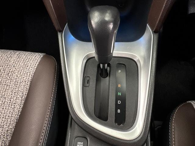 ヤリスクロス ハイブリッドＺ／千葉県仕入／寒冷地仕様／　９インチナビ／ＢＴ／ＵＳＢ／前後ドラレコ／パノラマビューモニター／ＥＴＣ２．０／バックカメラ／電動ハーフレザーシート／シートヒーター／レーダークルーズ／コーナーセンサー／ワイパーデアイサー／禁煙車（42枚目）