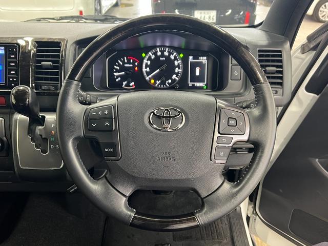 ハイエースバン スーパーＧＬ　ダークプライムＩＩ／４ＷＤ／愛知仕入／禁煙車／　１オーナー／特別仕様車／１００Ｖ電源／Ｄインナーミラー／メモリーナビ／ブルートゥース／衝突軽減＆車線逸脱警告／コーナーセンサー／オートハイビーム／ハーフレザー／ウッドコンビステア／両側電動スライド（38枚目）