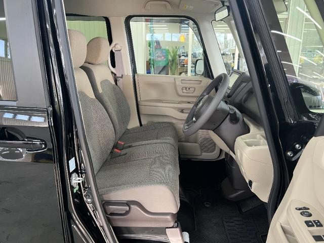 Ｎ－ＢＯＸ Ｇホンダセンシング／買取直販／冬タイヤ付／　７インチナビ／Ｂｌｕｅｔｏｏｔｈ／ＣＤ／ＭＳＶ／ＵＳＢ／バックカメラ／ＥＴＣ／オートエアコン／Ｐスタート／スマートキー／衝突軽減／レーンキープ／両側スライドドア／１４インチアルミ／禁煙車／スペアキー（12枚目）