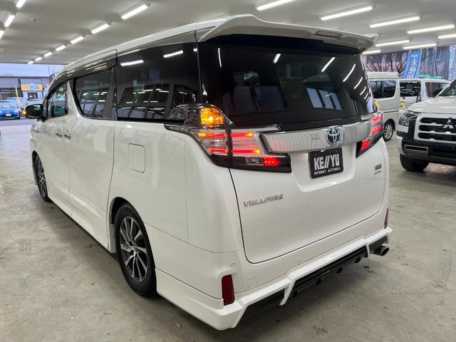 ヴェルファイアハイブリッド ZR 禁煙車/22年製冬タイヤ/ツインサンルーフ アドミレーションフルエアロ/アドミレーションマフラー/アルパイン10型ナビ&フリップダウン/ブルートゥース/Bカメラ/衝突軽減/車線逸脱/前後ドラレコ/電動ハーフレザーシート/取説/記録簿/スペアキー(25枚目)