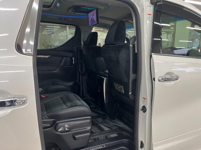 ヴェルファイアハイブリッド ZR 禁煙車/22年製冬タイヤ/ツインサンルーフ アドミレーションフルエアロ/アドミレーションマフラー/アルパイン10型ナビ&フリップダウン/ブルートゥース/Bカメラ/衝突軽減/車線逸脱/前後ドラレコ/電動ハーフレザーシート/取説/記録簿/スペアキー(31枚目)