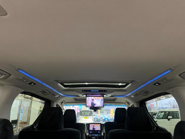 ヴェルファイアハイブリッド ZR 禁煙車/22年製冬タイヤ/ツインサンルーフ アドミレーションフルエアロ/アドミレーションマフラー/アルパイン10型ナビ&フリップダウン/ブルートゥース/Bカメラ/衝突軽減/車線逸脱/前後ドラレコ/電動ハーフレザーシート/取説/記録簿/スペアキー(45枚目)