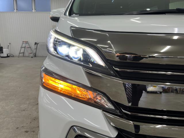 ヴェルファイアハイブリッド ZR 禁煙車/22年製冬タイヤ/ツインサンルーフ アドミレーションフルエアロ/アドミレーションマフラー/アルパイン10型ナビ&フリップダウン/ブルートゥース/Bカメラ/衝突軽減/車線逸脱/前後ドラレコ/電動ハーフレザーシート/取説/記録簿/スペアキー(53枚目)