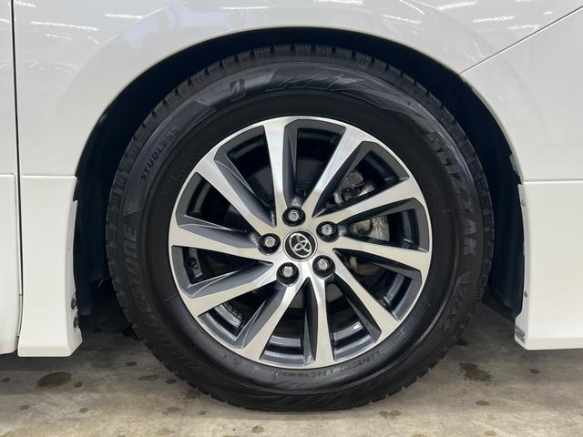 ヴェルファイアハイブリッド ZR 禁煙車/22年製冬タイヤ/ツインサンルーフ アドミレーションフルエアロ/アドミレーションマフラー/アルパイン10型ナビ&フリップダウン/ブルートゥース/Bカメラ/衝突軽減/車線逸脱/前後ドラレコ/電動ハーフレザーシート/取説/記録簿/スペアキー(57枚目)