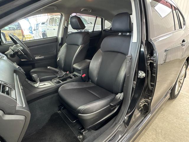 インプレッサスポーツ 2.0i-Sアイサイト/4WD/三重仕入/禁煙車/ 2022年製タイヤ/レーダークルコン/パワーシート/ハーフレザーシート/パドルシフト/SDナビ/ブルートゥース/フルセグ/DVD/USBポート/ETC/キセノンライト/フォグ/Rスポイラー/TRC(26枚目)