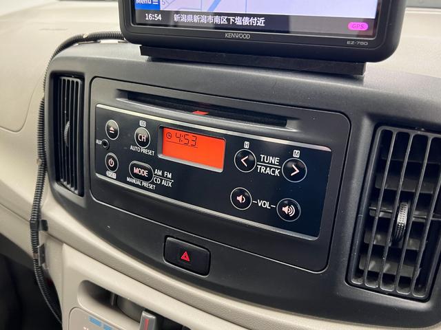 Ｌ　禁煙車　ＫＥＮＷＯＯＤポータブルナビ　ＣＤ　ミュージックプレイヤー接続　キーレスエントリー　スペア有り　取説有り　記録簿　保証書付き(27枚目)