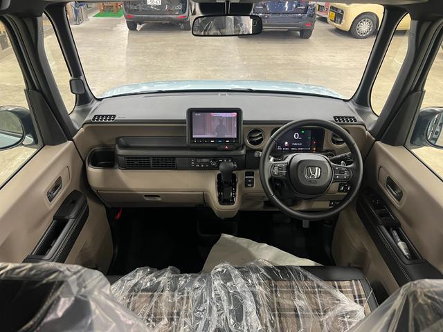 Ｎ－ＢＯＸジョイ ターボ／届出済未使用車／純正８インチナビ／　ホンダセンシング／ブルートゥース／フルセグ／シートヒーター／ハーフレザーシート／バックカメラ／両側ＰＳＤ／パドルシフト／コーナーセンサー／ＬＥＤライト／オートハイビーム（4枚目）