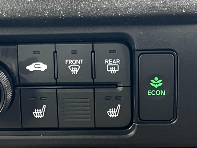 Ｎ－ＢＯＸジョイ ターボ／届出済未使用車／純正８インチナビ／　ホンダセンシング／ブルートゥース／フルセグ／シートヒーター／ハーフレザーシート／バックカメラ／両側ＰＳＤ／パドルシフト／コーナーセンサー／ＬＥＤライト／オートハイビーム（15枚目）