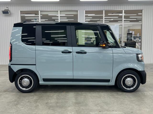 Ｎ－ＢＯＸジョイ ターボ／届出済未使用車／純正８インチナビ／　ホンダセンシング／ブルートゥース／フルセグ／シートヒーター／ハーフレザーシート／バックカメラ／両側ＰＳＤ／パドルシフト／コーナーセンサー／ＬＥＤライト／オートハイビーム（20枚目）