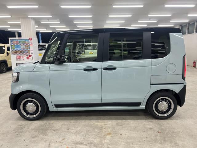 Ｎ－ＢＯＸジョイ ターボ／届出済未使用車／純正８インチナビ／　ホンダセンシング／ブルートゥース／フルセグ／シートヒーター／ハーフレザーシート／バックカメラ／両側ＰＳＤ／パドルシフト／コーナーセンサー／ＬＥＤライト／オートハイビーム（23枚目）