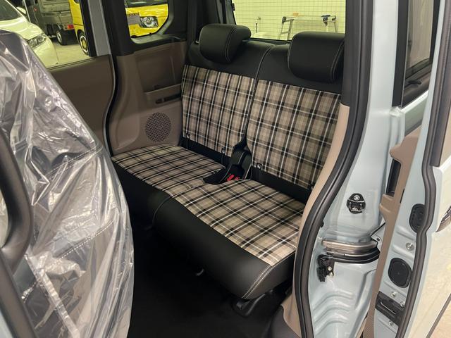 Ｎ－ＢＯＸジョイ ターボ／届出済未使用車／純正８インチナビ／　ホンダセンシング／ブルートゥース／フルセグ／シートヒーター／ハーフレザーシート／バックカメラ／両側ＰＳＤ／パドルシフト／コーナーセンサー／ＬＥＤライト／オートハイビーム（33枚目）