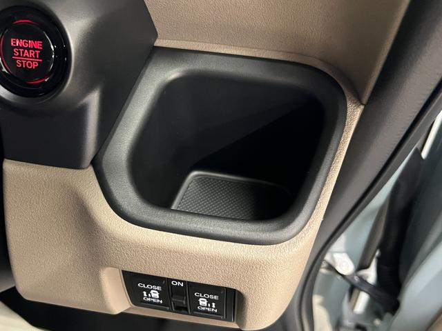 Ｎ－ＢＯＸジョイ ターボ／届出済未使用車／純正８インチナビ／　ホンダセンシング／ブルートゥース／フルセグ／シートヒーター／ハーフレザーシート／バックカメラ／両側ＰＳＤ／パドルシフト／コーナーセンサー／ＬＥＤライト／オートハイビーム（48枚目）