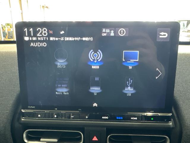 フリード ｅ：ＨＥＶエアー　ＥＸ／４ＷＤ／登録済み未使用車／　寒冷地仕様／純正Ｇａｔｈｅｒｓ１１．４型／全方位カメラ／ＢＳＭ／ＥＴＣ２．０／ブルートゥース／フルセグ／ＤＶＤ／シートヒーター／コーナーセンサー／ブレーキホールド／ワイパー熱線＆ドアミラーヒーター（8枚目）