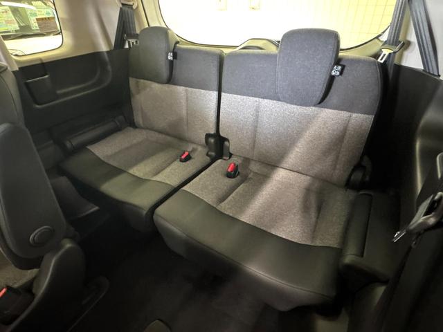 フリード ｅ：ＨＥＶエアー　ＥＸ／４ＷＤ／登録済み未使用車／　寒冷地仕様／純正Ｇａｔｈｅｒｓ１１．４型／全方位カメラ／ＢＳＭ／ＥＴＣ２．０／ブルートゥース／フルセグ／ＤＶＤ／シートヒーター／コーナーセンサー／ブレーキホールド／ワイパー熱線＆ドアミラーヒーター（36枚目）