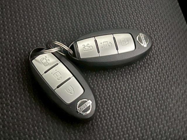 セレナ Ｓ　スマートキー×２　プッシュスタート　フルセグＢｌｕｅｔｏｏｔｈ付ナビ　アラウンドビューモニター　フリップダウンモニター　ＥＴＣ　片側電動スライドドア（27枚目）