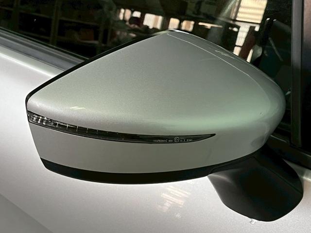 ノート X FOUR 4WD 純正ナビ Bluetooth フルセグTV バックカメラ オートライト ETC(28枚目)