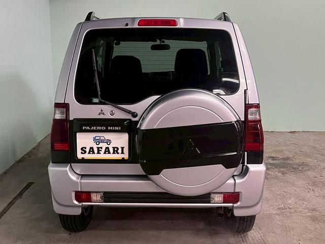 パジェロミニ リミテッドエディションＶＲ　４ＷＤ　キーレス　ターボタイマー　電動ミラー　フォグランプ　純正アルミ（11枚目）