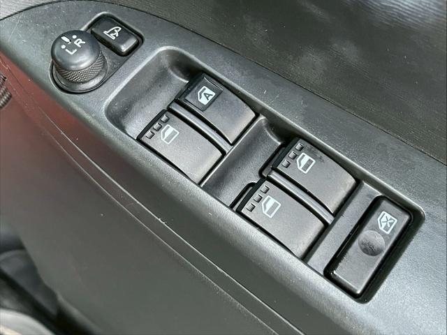 タント G SA 衝突軽減ブレーキサポート 両側パワースライドドア 横滑り防止装置 アイドリングストップ プッシュスタート メモリナビ オートライト(19枚目)