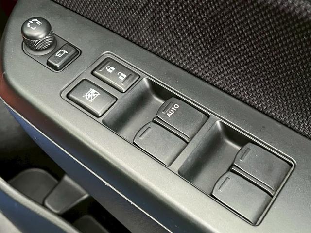 スイフトスポーツ ベースグレード ディスチャージヘッドライト ETC スマートキー 横滑り防止 プッシュスタート フロントフォグ(22枚目)