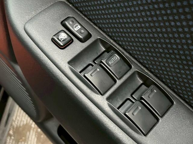 ｂＢ Ｓ　Ｘバージョン　ディスチャージドランプ　キーレス　純正アルミ（17枚目）