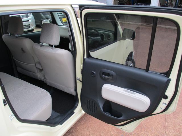 ミラココア Ｌ　衝突安全ボディ　アイドリングストップ　ＣＤプレーヤー　フォグランプ　キーレスエントリー　ベンチシート　盗難防止システム（12枚目）