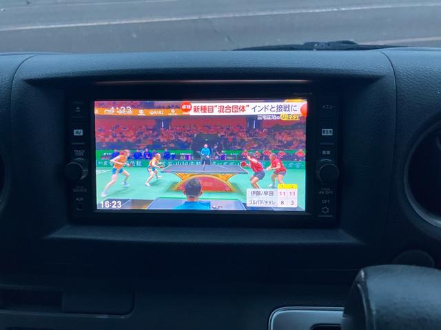 ＮＶ３５０キャラバンバン 　４ＷＤ　エアコン　メモリーナビ　バックカメラ　テレビ（14枚目）