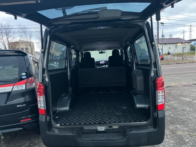 ＮＶ３５０キャラバンバン 　４ＷＤ　エアコン　メモリーナビ　バックカメラ　テレビ（23枚目）
