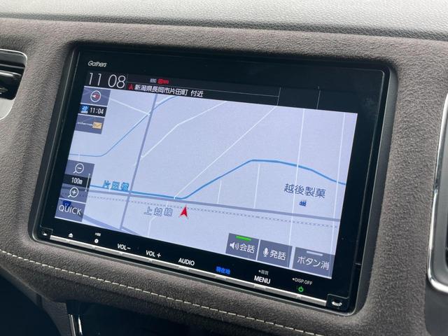 ヴェゼル ハイブリッドＲＳ・ホンダセンシング　メモリーナビ・フルセグＴＶ　バックカメラ　アダプティブクルーズコントロール　ＬＥＤヘッドランプ　オートライト　路外逸脱抑制　標識認識機能　純正ドラレコ　衝突被害軽減システム　シートヒーター　車検整備付（7枚目）