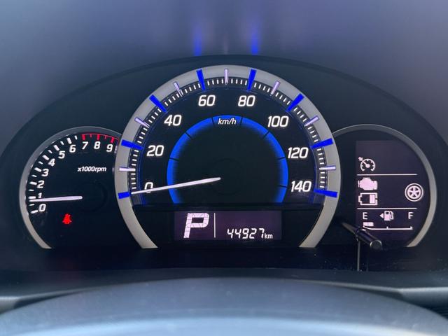 ワゴンＲスティングレー Ｔ　４ＷＤ　ターボ　ナビ　ＴＶ　バックカメラ　ＨＩＤヘッドランプ　パドルシフト　スマートキー　プッシュスタート　クルーズコントロール　衝突被害軽減システム　シートヒーター　アイドリングストップ　車検整備付（11枚目）