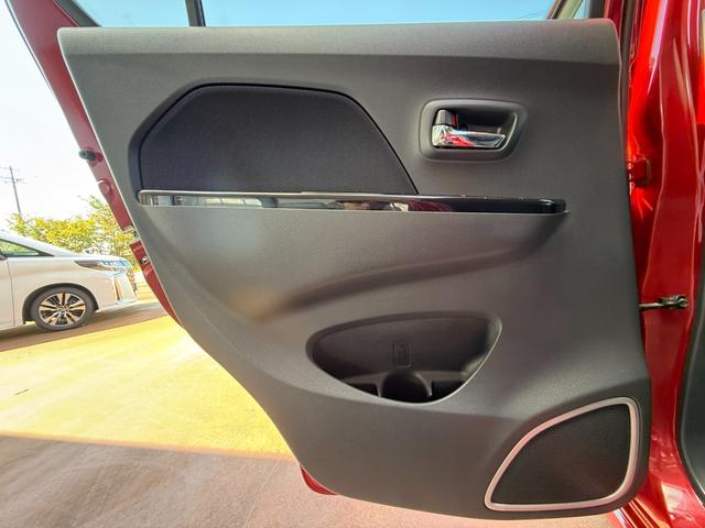 ワゴンＲスティングレー Ｔ　４ＷＤ　ターボ　ナビ　ＴＶ　バックカメラ　ＨＩＤヘッドランプ　パドルシフト　スマートキー　プッシュスタート　クルーズコントロール　衝突被害軽減システム　シートヒーター　アイドリングストップ　車検整備付（29枚目）