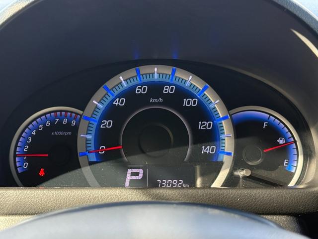 スペーシアカスタム ＸＳ　４ＷＤ　両側パワースライドドア　ＨＩＤヘッドランプ　オートライト　スマートキー　プッシュスタート　イモビライザー　アイドリングストップ　フォグランプ　シートヒーター　ヒーテッドドアミラー（8枚目）