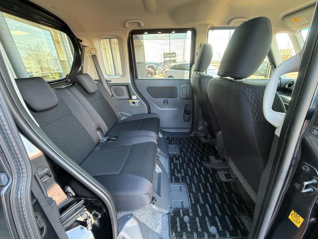 スペーシアカスタム ＸＳ　４ＷＤ　両側パワースライドドア　ＨＩＤヘッドランプ　オートライト　スマートキー　プッシュスタート　イモビライザー　アイドリングストップ　フォグランプ　シートヒーター　ヒーテッドドアミラー（26枚目）